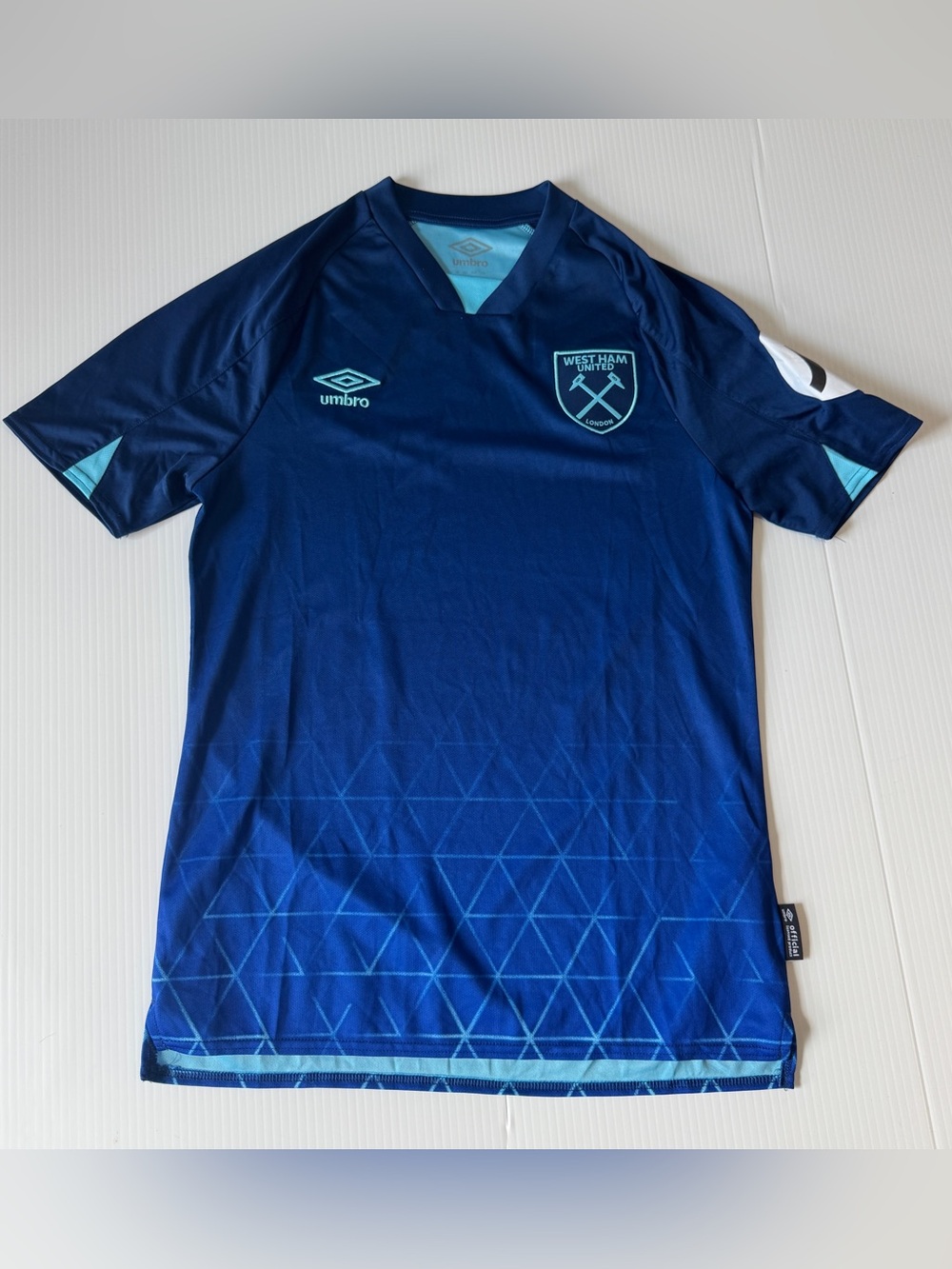 Umbro West Ham United FC Soccer Jersey Blue Training Shirt Men’s Size Small